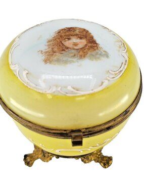 Vintage Bohemian Czech Yellow Glass Trinket Box metal Feet Vanity Box